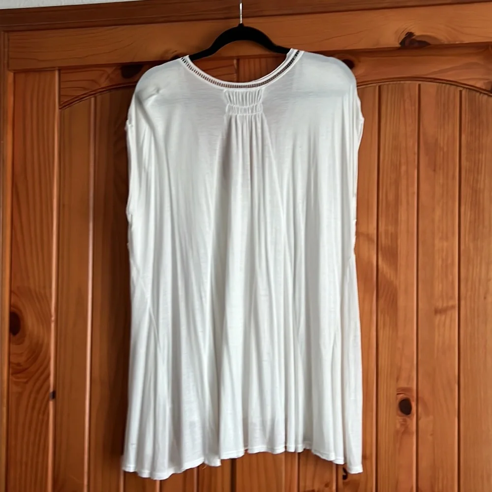Free People White Top - Picture 6 of 7